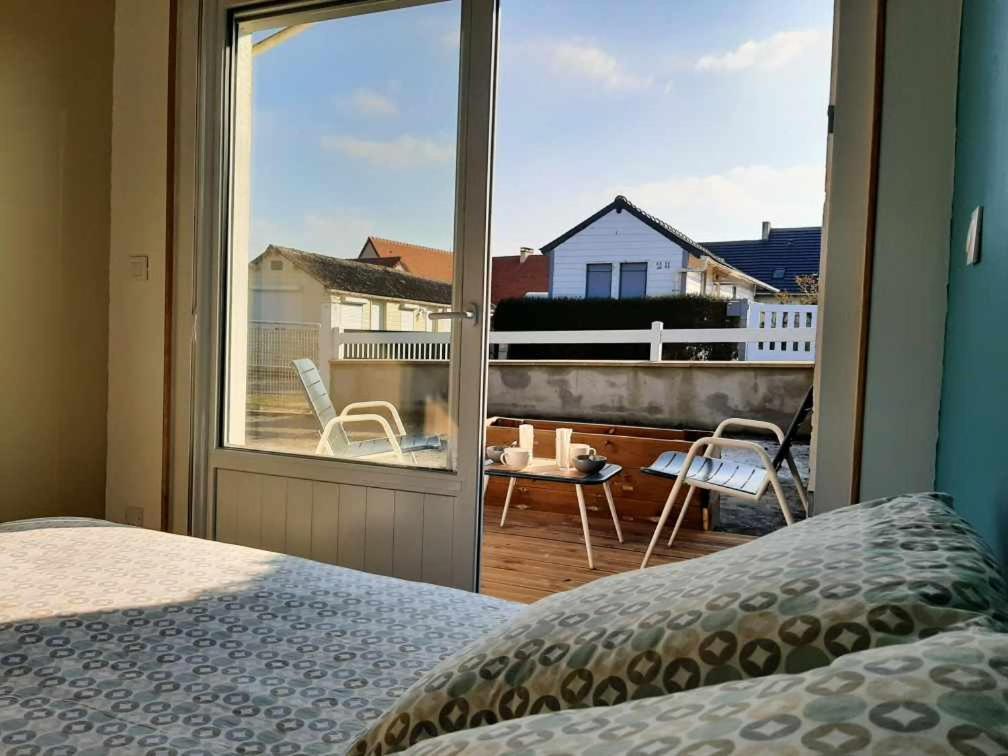 Les Heures Tranquilles - Vue Mer - 50M De La Plage Saint-Côme-de-Fresné Zewnętrze zdjęcie